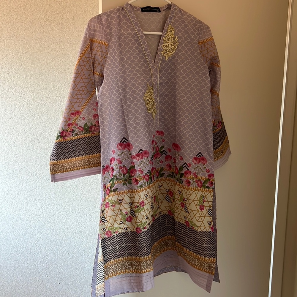 Bonanza Satrangi embroidered kurti size 8 (S)